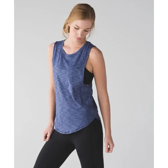 Lululemon Var-City Muscle‎ Tank Top in Heathered Hero Blue Size 8 - Picture 9 of 10